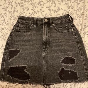 Packing Black Denim Skirt
